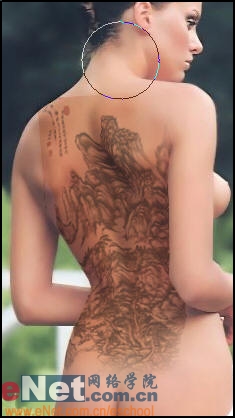 Photoshop给漂亮MM做性感纹身
